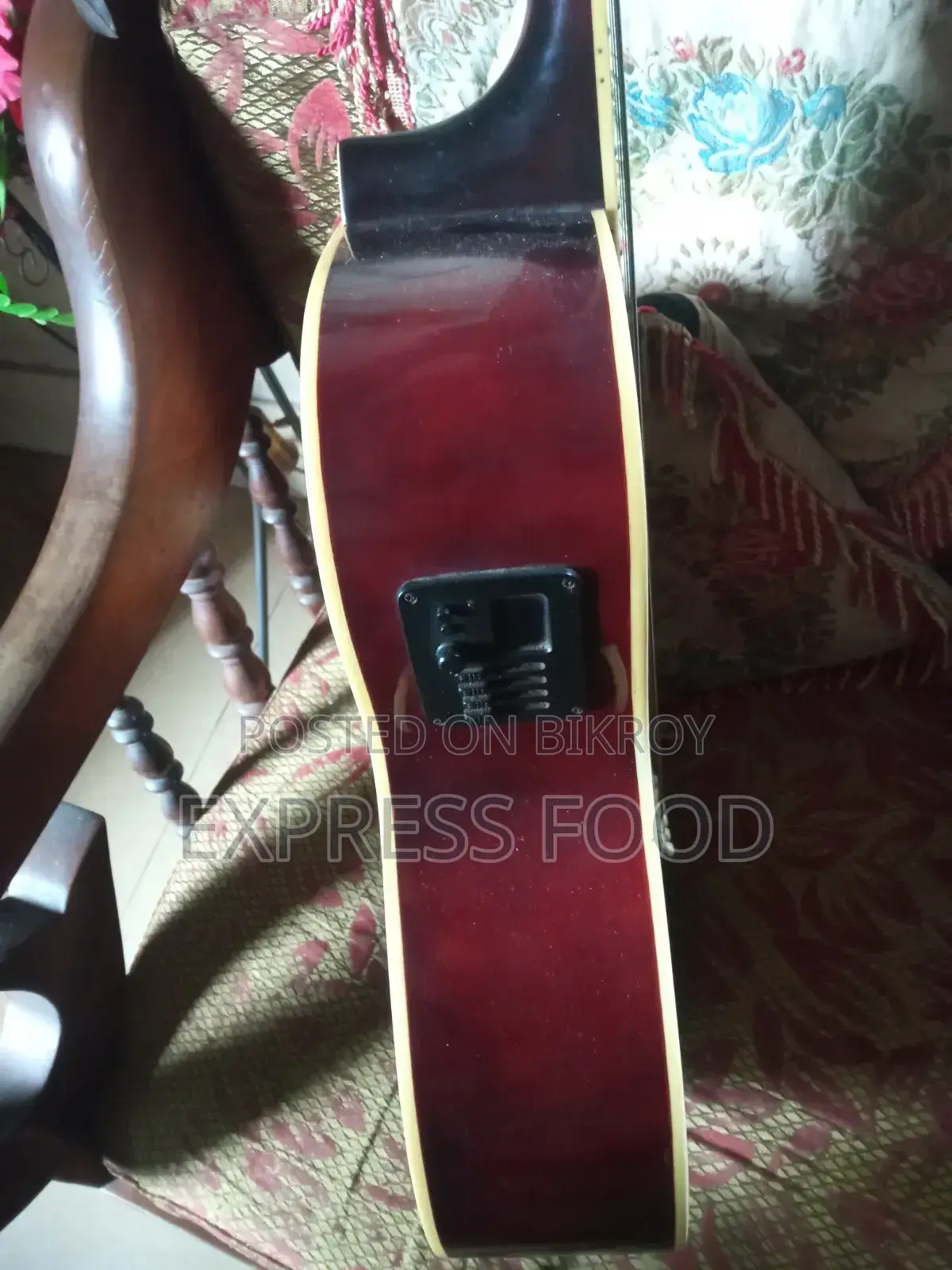 টিজিএম অ্যাকোস্টিক গিটার