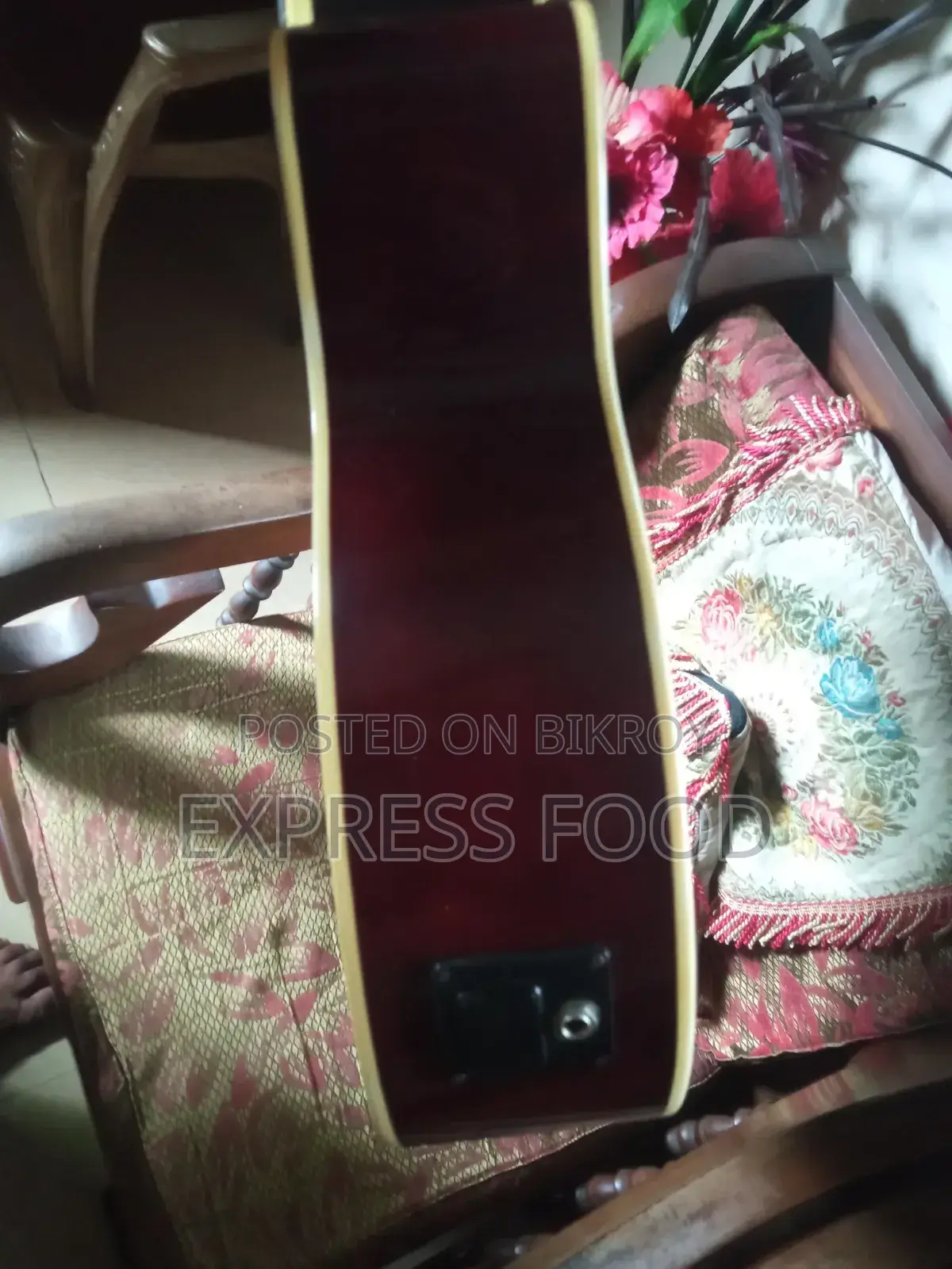 টিজিএম অ্যাকোস্টিক গিটার