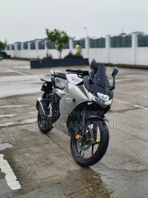 Suzuki Gixxer SF FI 2023 Silver