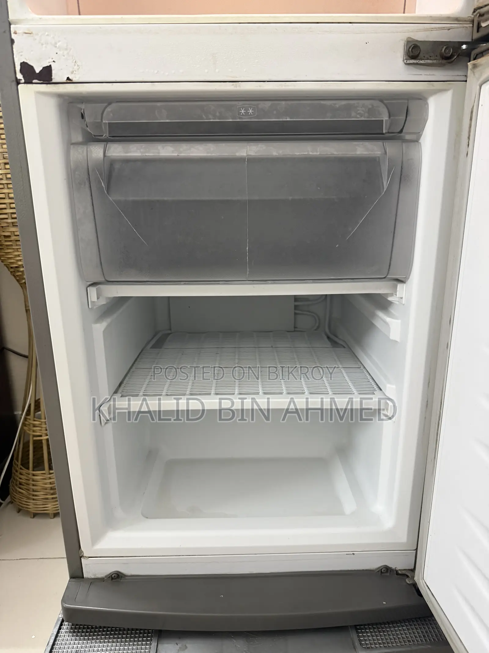 LG Fridge | Fresh Condition | Urgent Sale