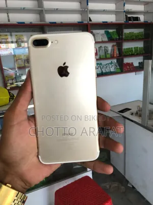 অ্যাপল আইফোন ৭ প্লাস ৩২ জিবি সাদা