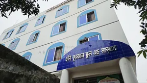 সাভারের পোলুর মার্কেট এলাকায় ২০ বেডরুমের ফার্নিশড বাড়ি বিক্রয় হবে