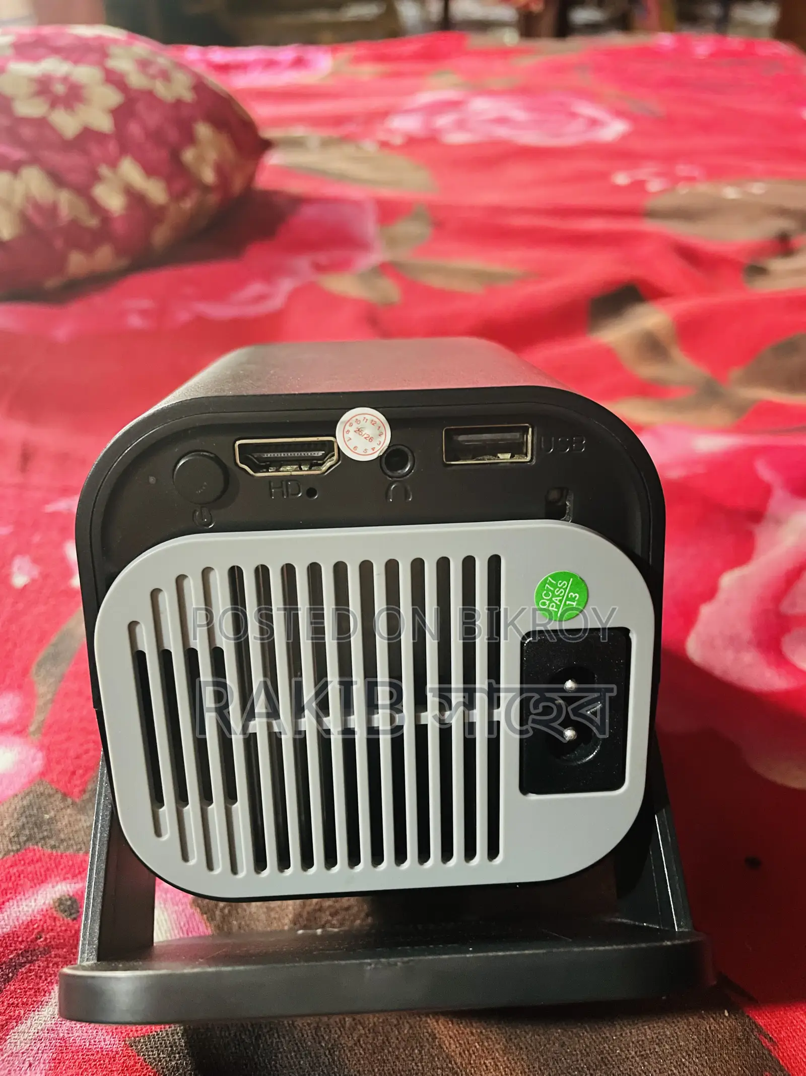 Projector For Sell +100inc Alr Screen