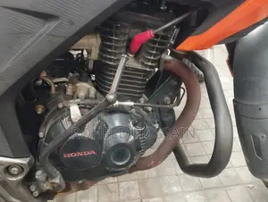 হোন্ডা হর্নেট ২০১৮ ব্ল্যাক