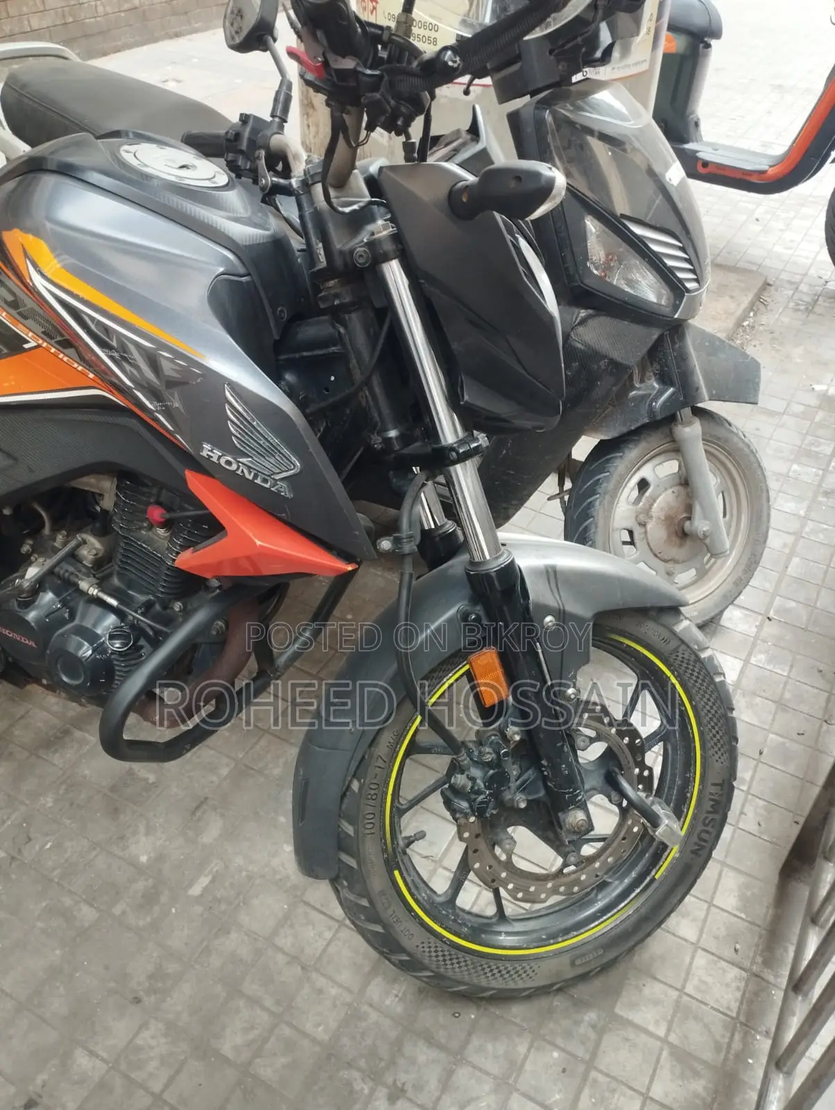 হোন্ডা হর্নেট ২০১৮ ব্ল্যাক
