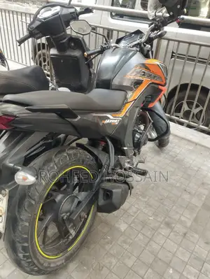 হোন্ডা হর্নেট ২০১৮ ব্ল্যাক