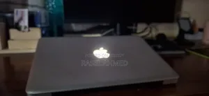 Laptop Apple MacBook 2011 8GB Intel Core I5 SSD 256GB
