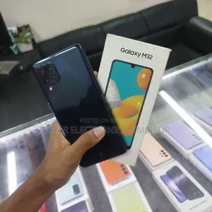 Samsung Galaxy M32 6 GB Black