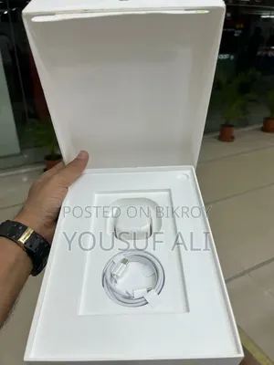 Apple 128 GB Silver