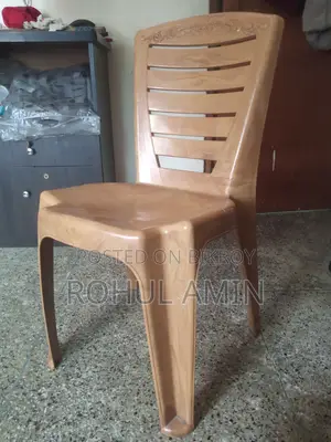 পড়ার টেবিল এবং চেয়ার বিক্রি হবে