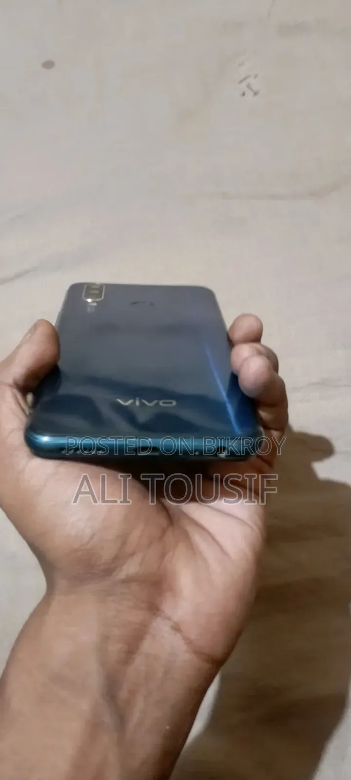 Vivo Y15 64 GB Blue