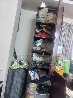 কাস্টম মেড আলমারি – ৭ ফুট ২ ইঞ্চি