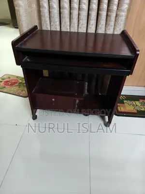 Computer table for sale