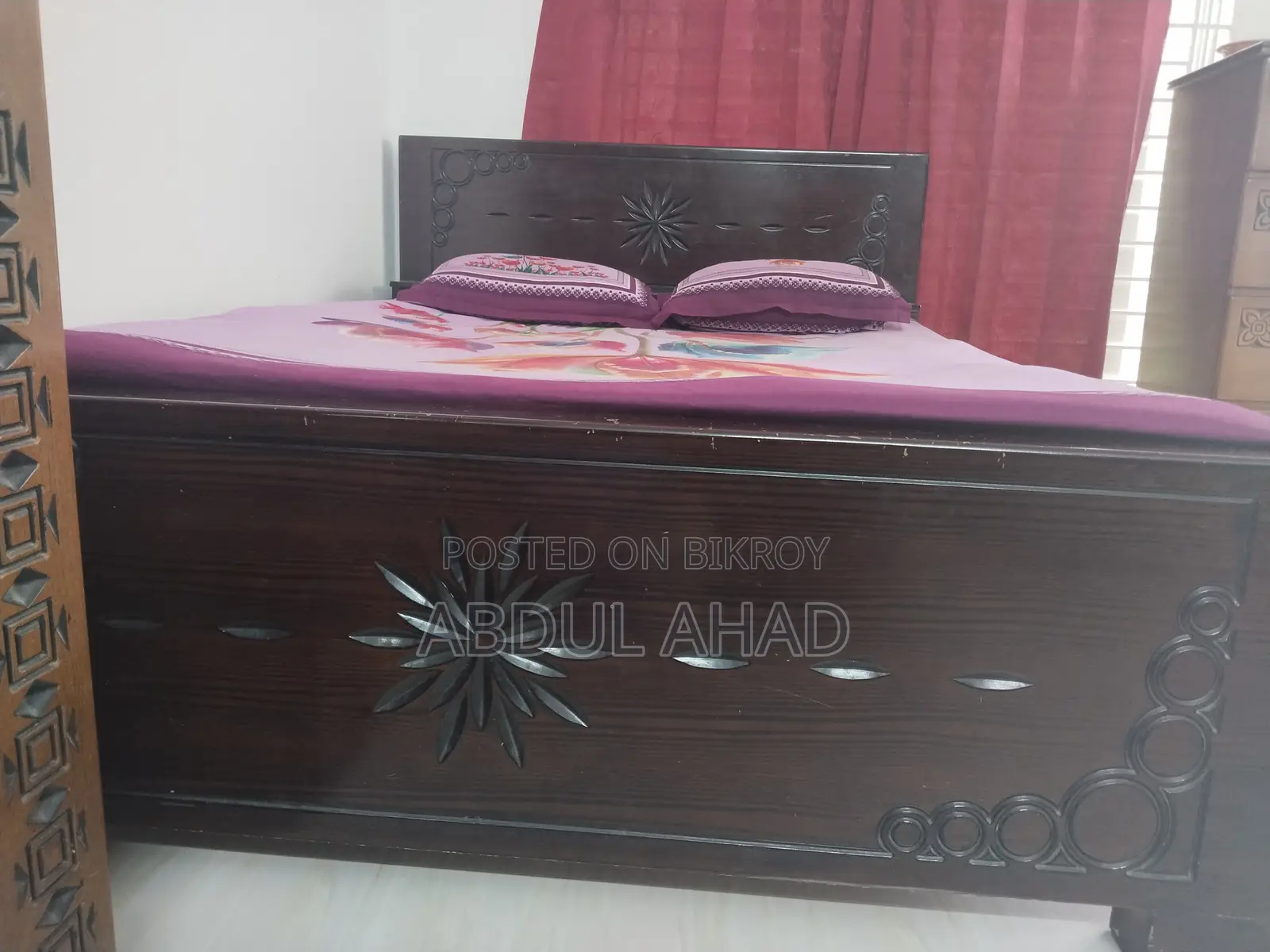 ফ্রেশ কন্ডিশন এর খাট বিক্রি করা হবে।