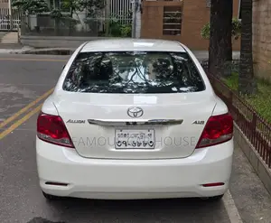 Toyota Allion 2010 Pearl