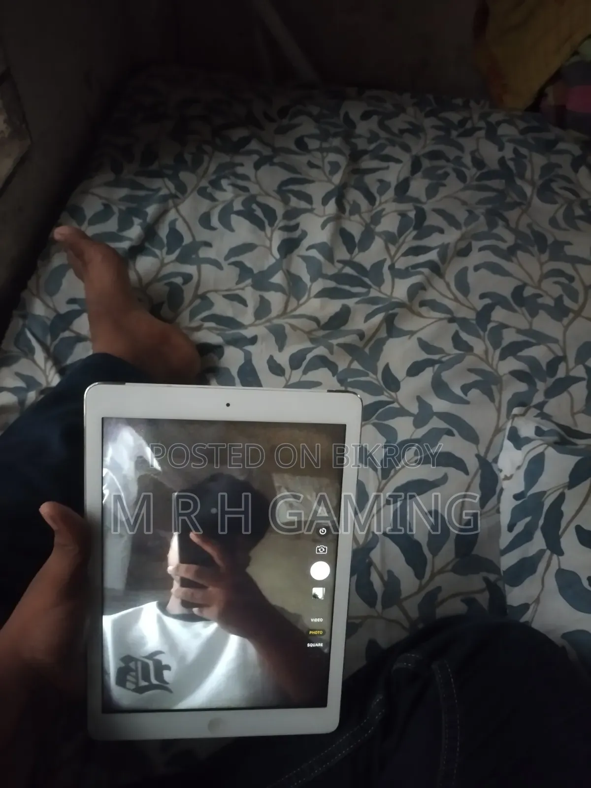 Apple iPad Air 32 GB Gray