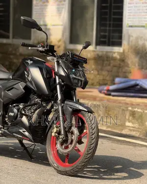 টিভিএস অ্যাপাচি ১৬০ ৪ভি ২০২৩ ব্ল্যাক