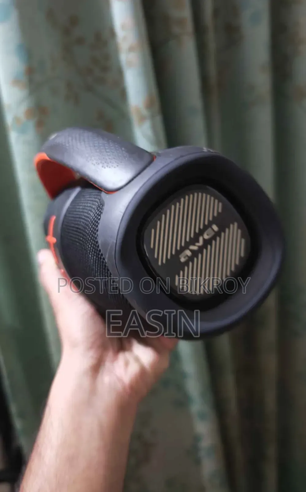 আউই ওয়াই৮৮৭ স্পিকার