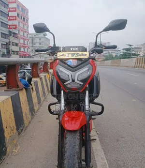 TVS Raider 125 2023 Red
