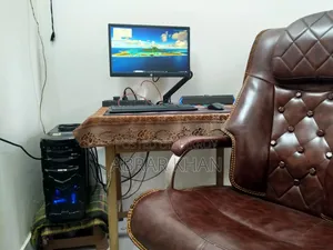 Desktop Computer 8GB Intel Core I5 SSHD+SSD 1T