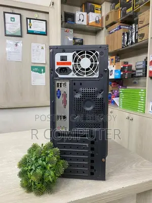 Desktop Computer Dell 4GB Intel Core I3 SSD 128GB