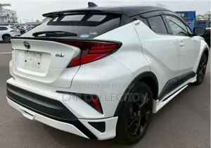Toyota C-HR 2021 Pearl