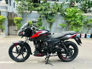 বাজাজ পালসার ১৫০ ২০২২ ব্ল্যাক