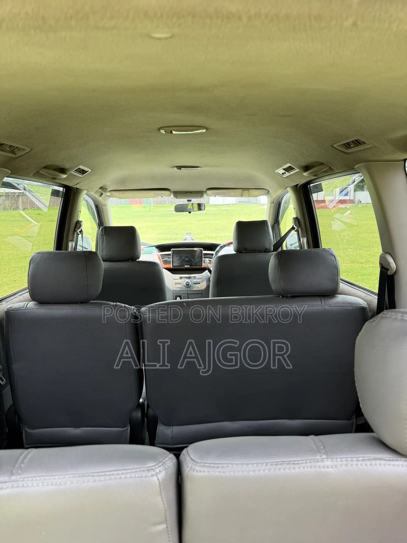 Toyota Noah 2005 Black