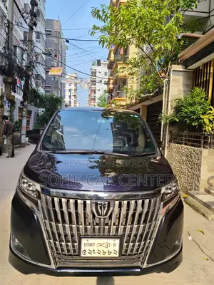 টয়োটা এস্কয়ার ২০১৮ পার্পল