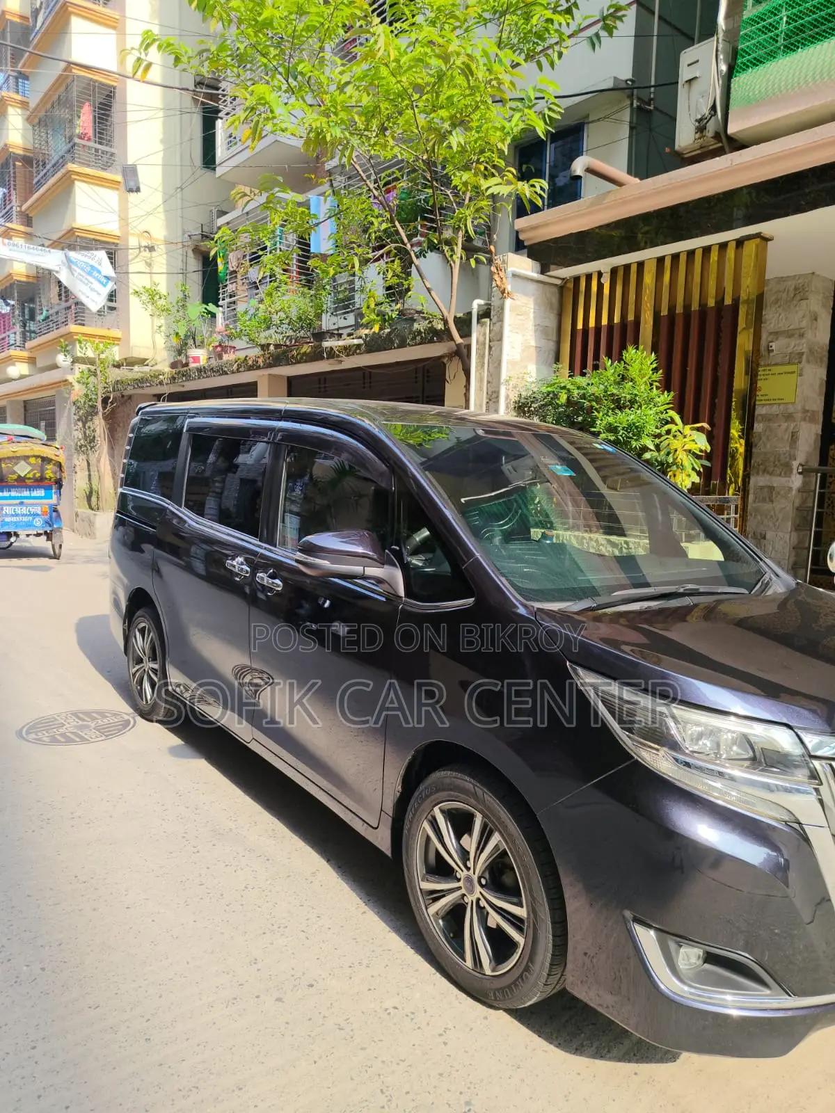 Toyota Esquire 2018 Purple