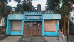 4 decimal land with house for sale