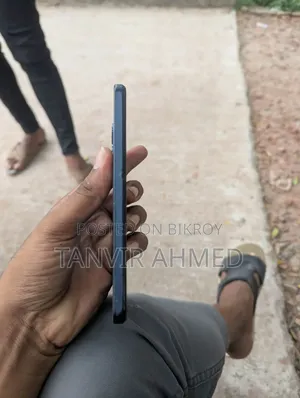 Vivo Y22s 128 GB Blue