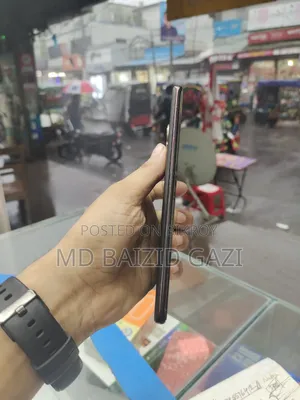 Vivo V29 5G 128 GB Red