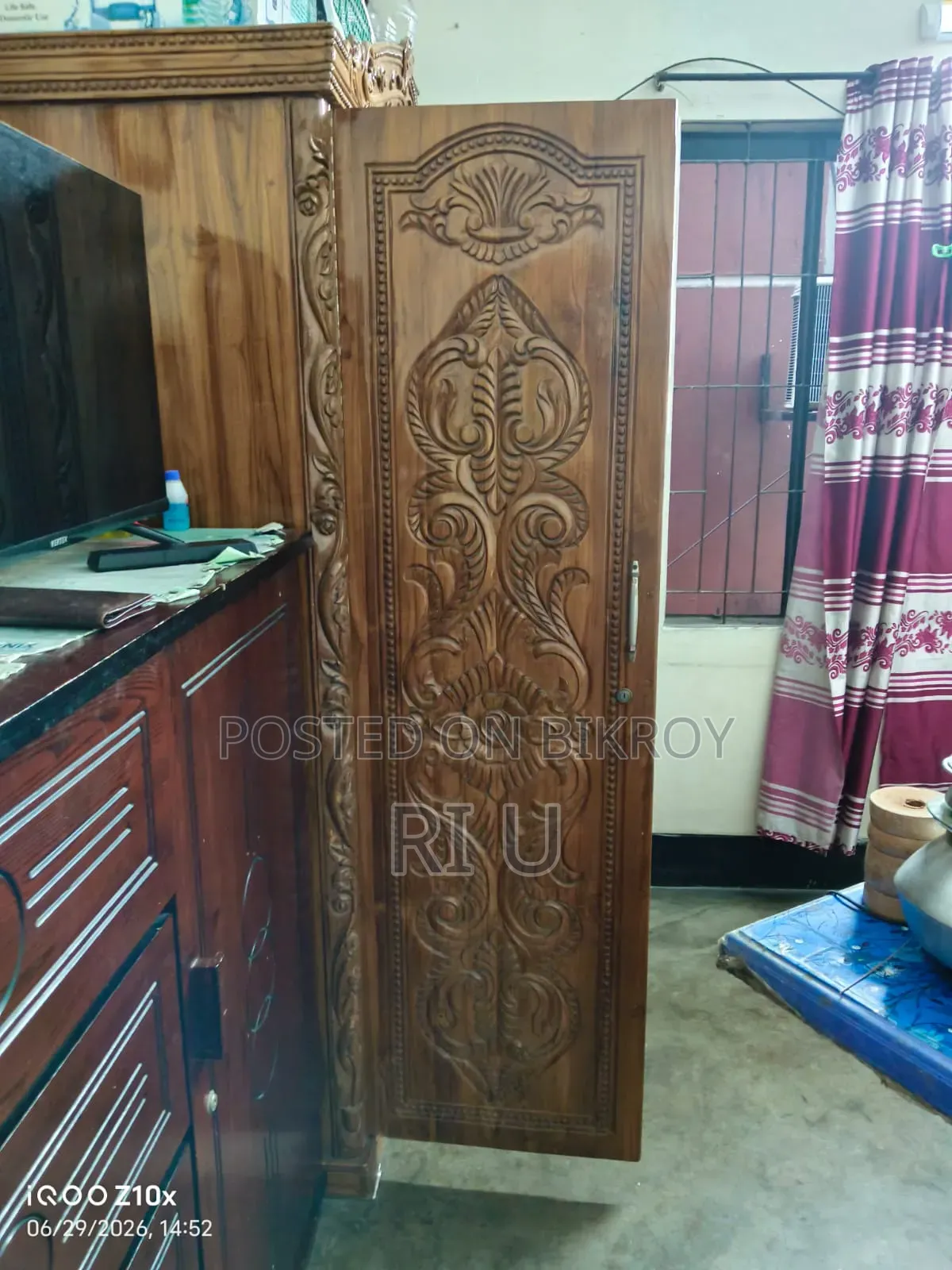 Wooden Almirah