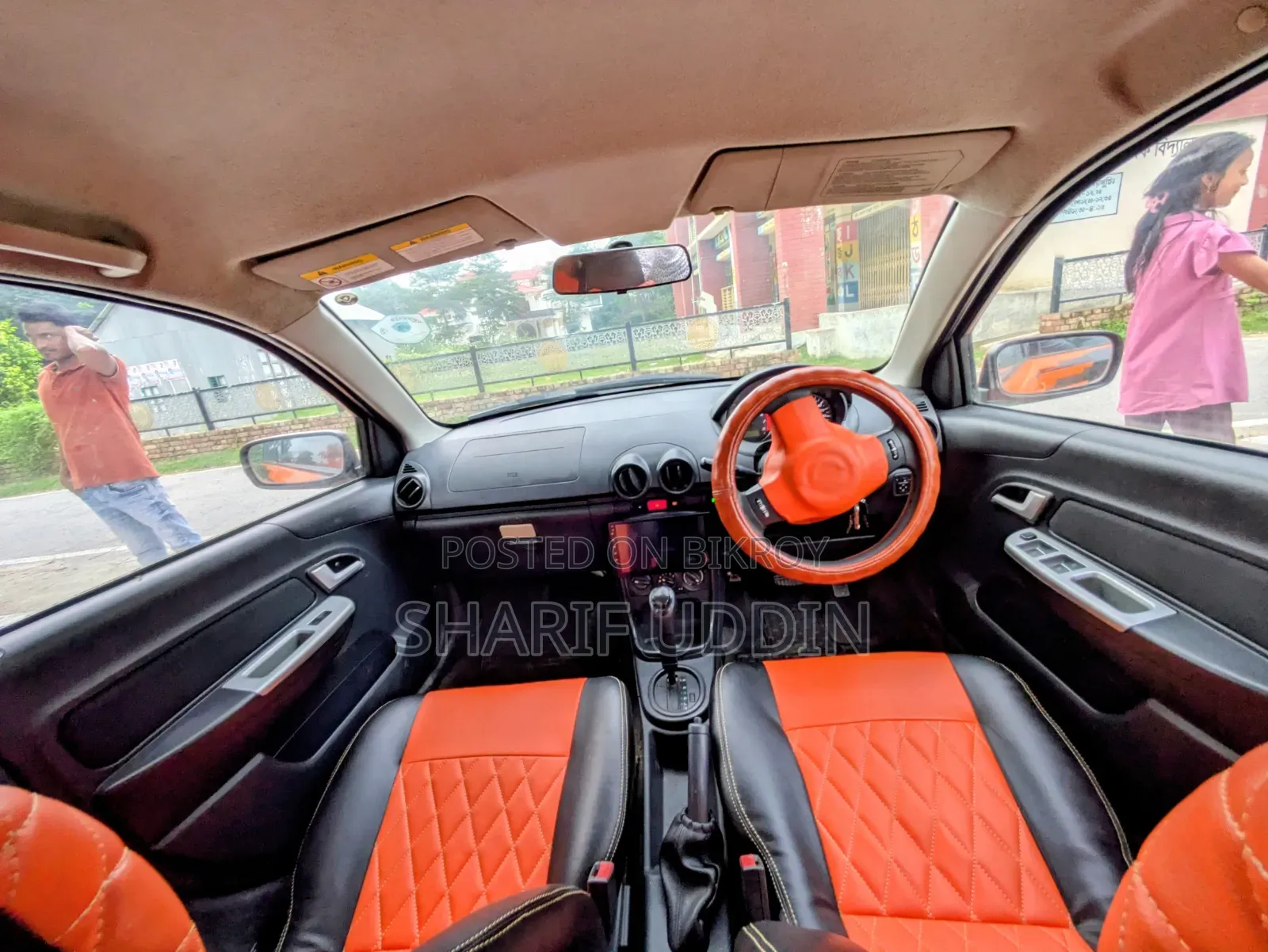 Car 2012 Orange