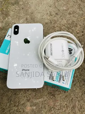 Apple iPhone XS 64 GB White