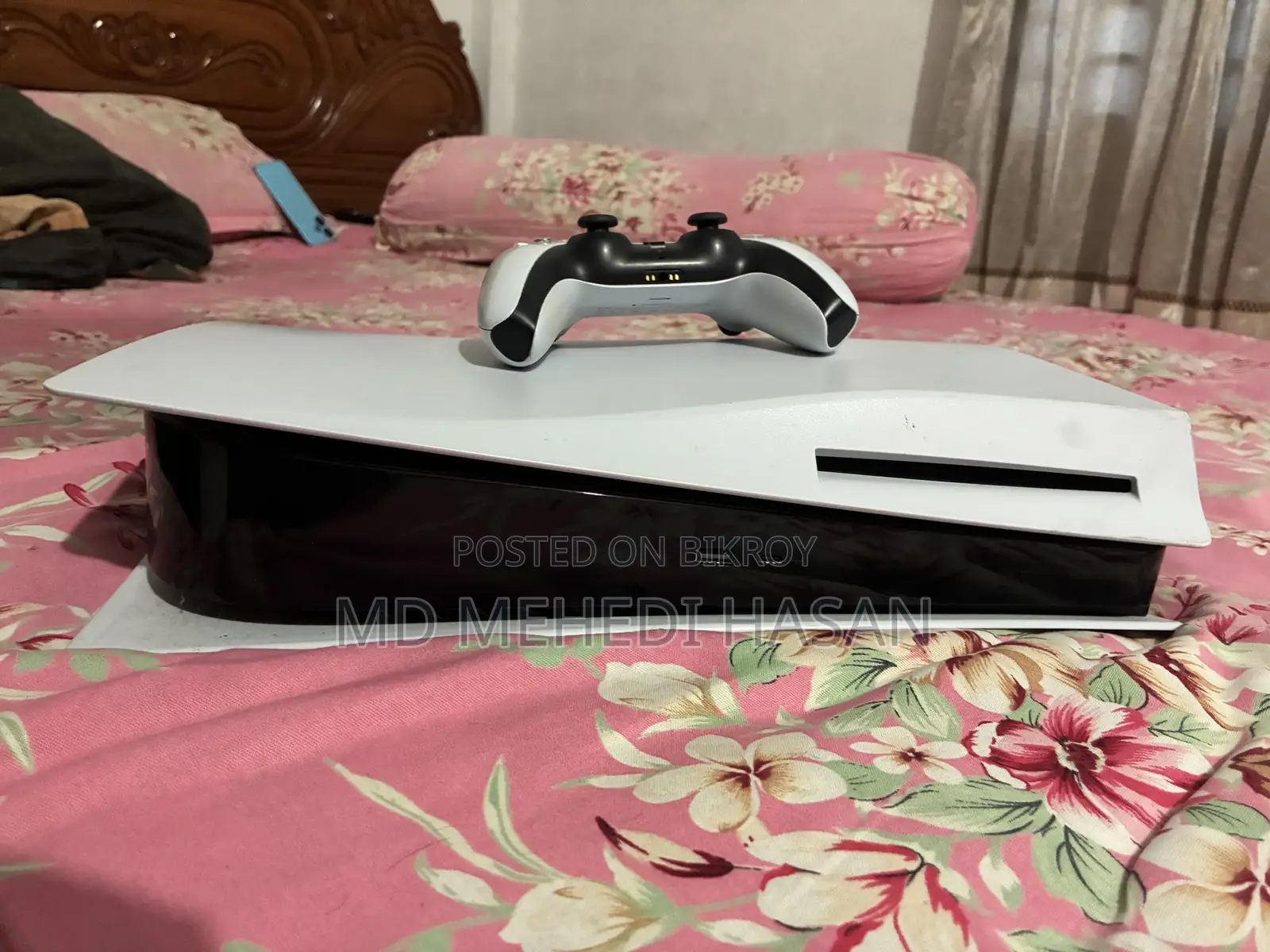 পিএস ৫ ডিস্ক এডিশন (১ টেরাবাইট)