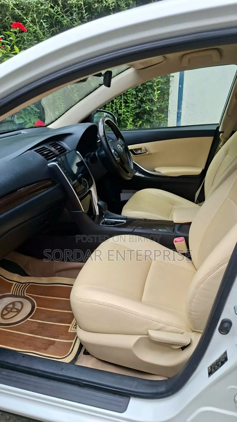 Toyota Premio 1.5 Front-Wheel Drive 2016 Pearl