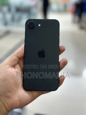Apple iPhone 16e 128 GB Black