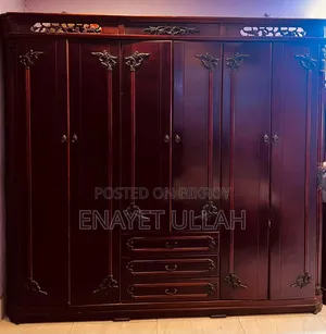 হাই-ফ্যাশন গ্যালারি বেড, আলমারি, ড্রেসিং টেবিল, সাইড বক্স বিক্রির জন্য