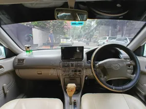Toyota Corolla 1999 White