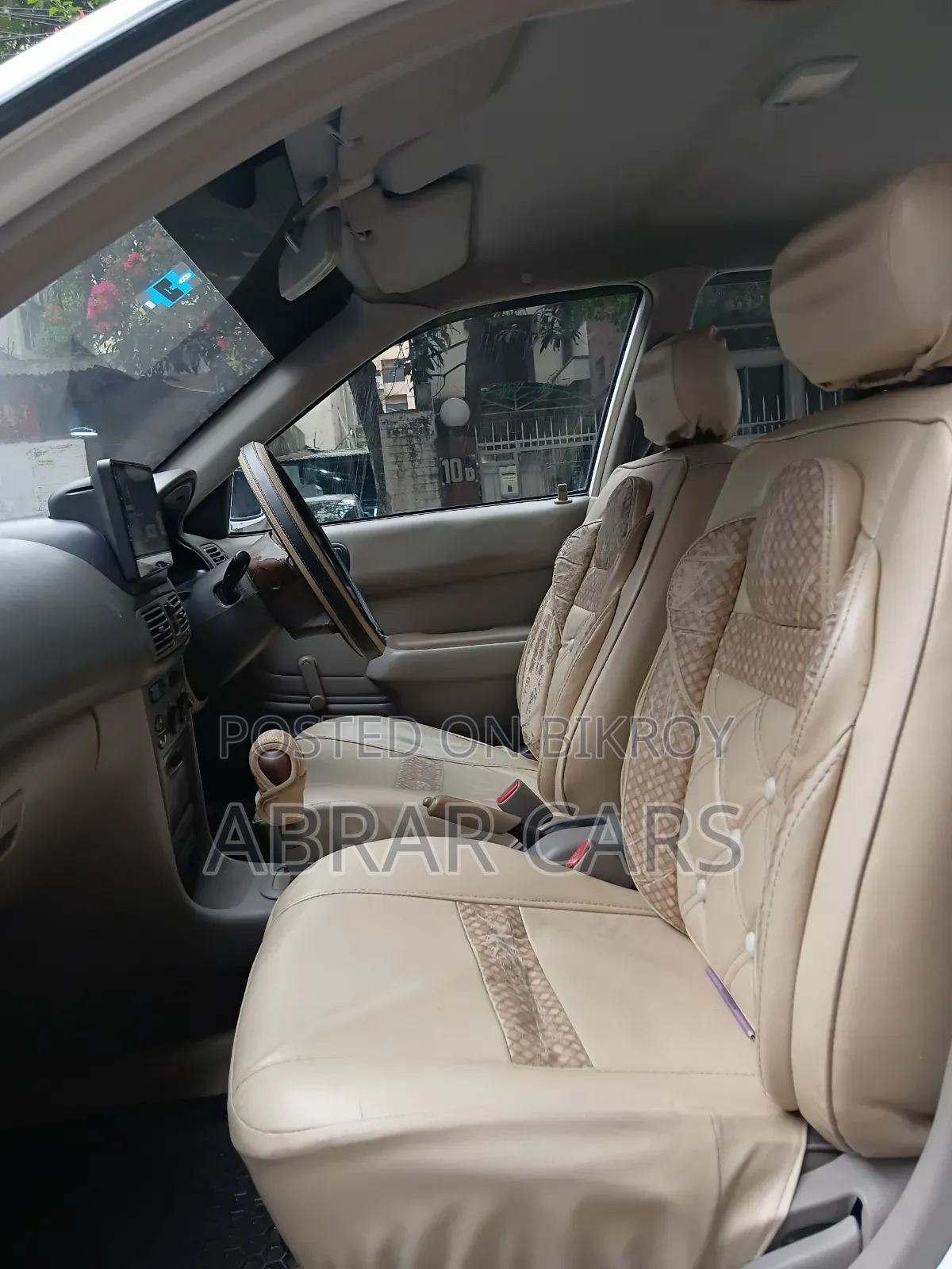Toyota Corolla 1999 White