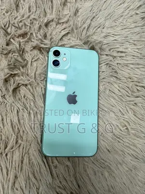 Apple iPhone 11 128 GB Green