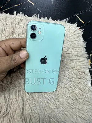 Apple iPhone 11 128 GB Green