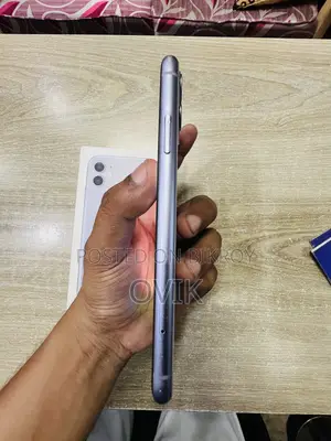 Apple iPhone 11 128 GB Purple