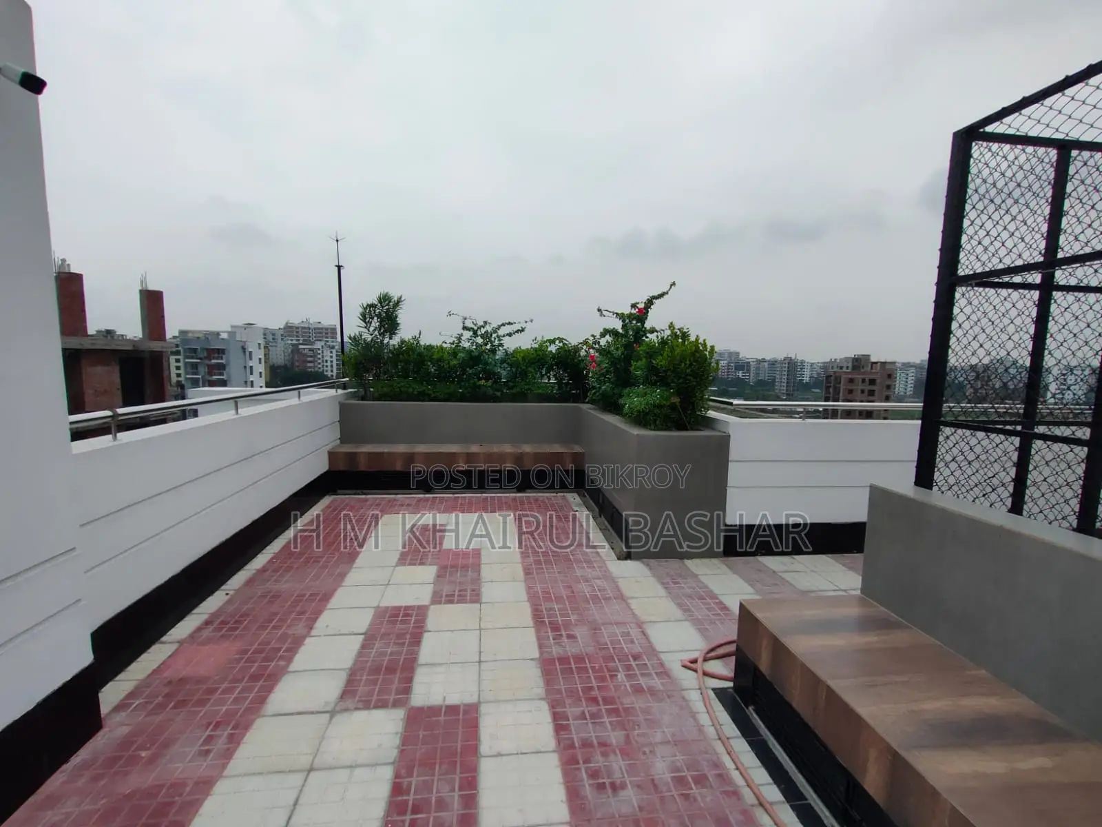 উত্তরায় অ্যাশিওর রিনি ঝিনিতে ২ বেডরুমের বাসা ভাড়া