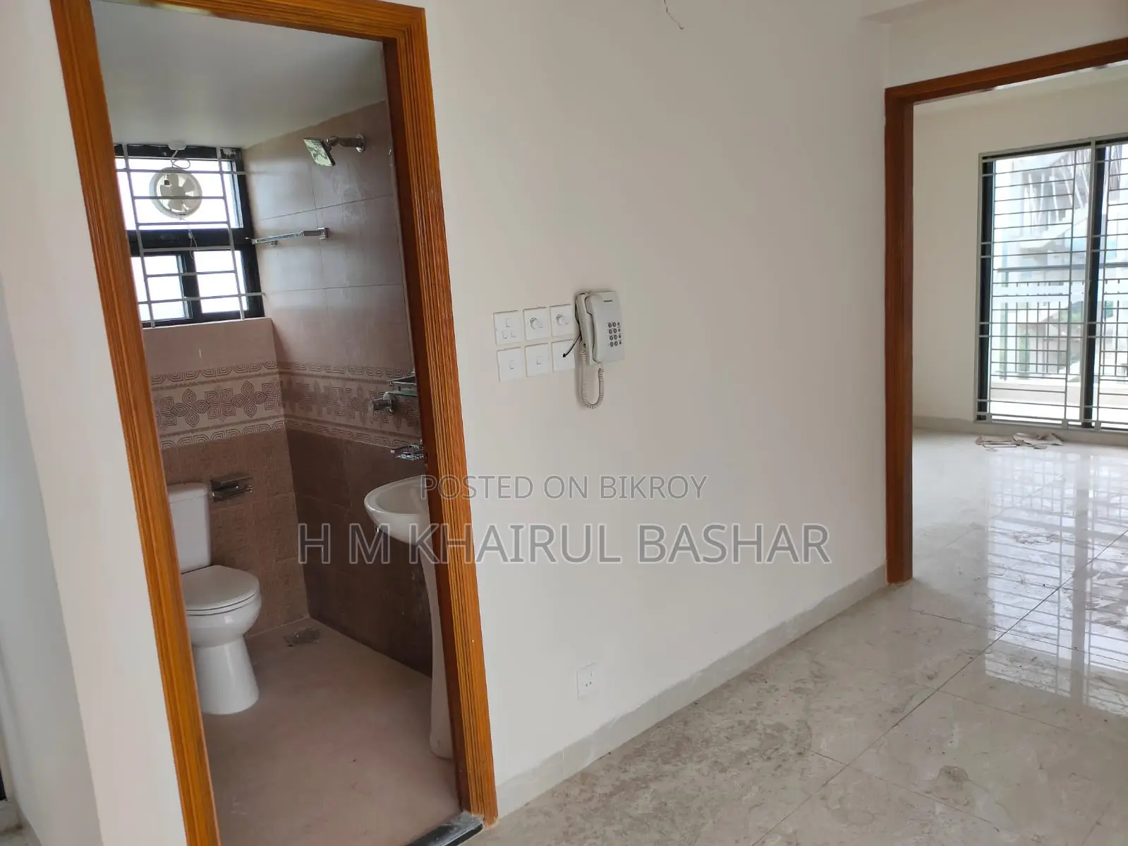 উত্তরায় অ্যাশিওর রিনি ঝিনিতে ২ বেডরুমের বাসা ভাড়া
