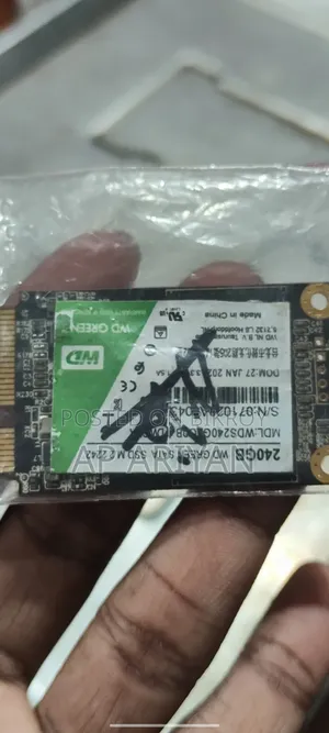 Laptop HP 14s 2GB Intel Celeron SSD 256GB