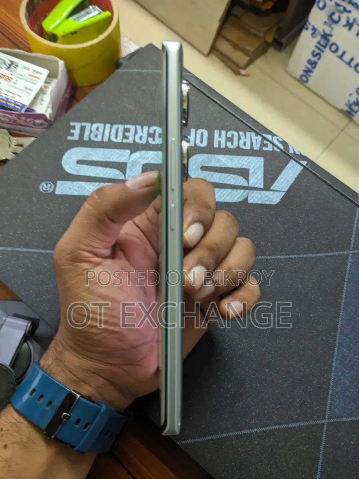 Realme 256 GB Silver