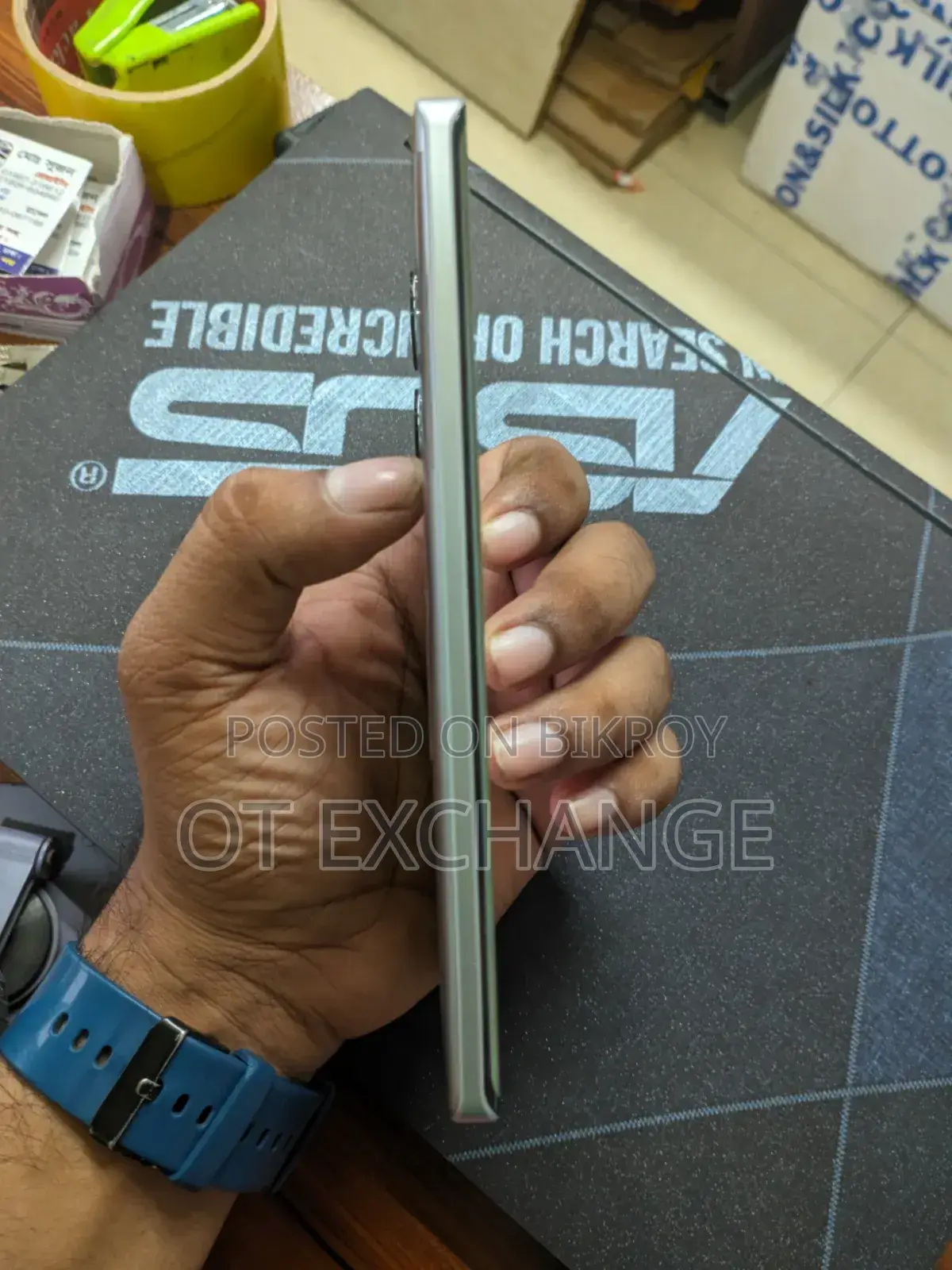 Realme 256 GB Silver